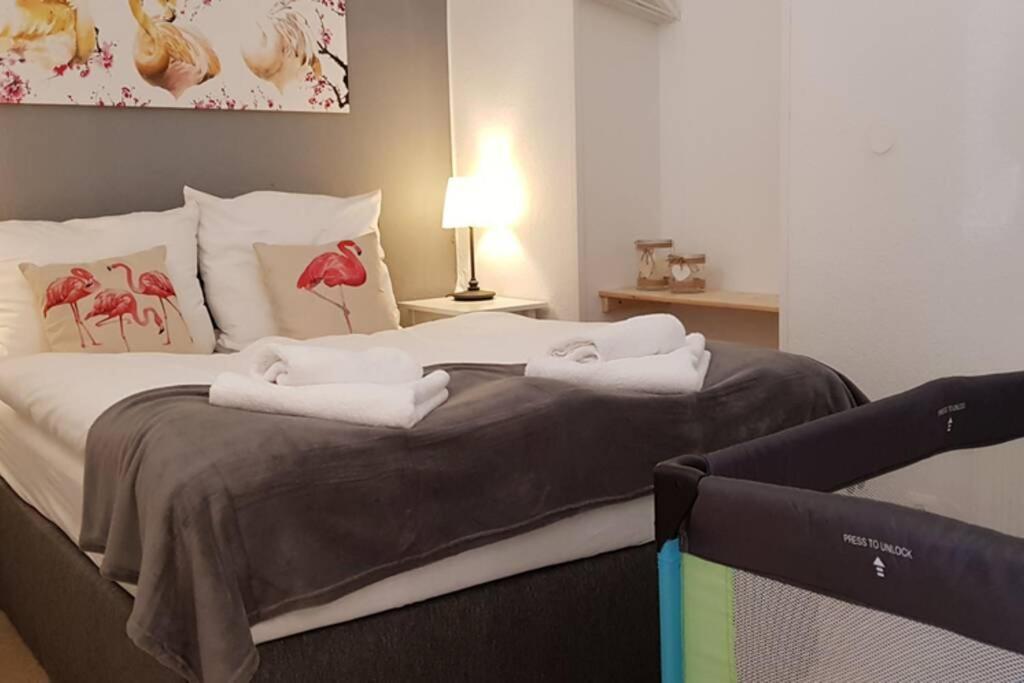 City Apartment Near Shooping Center, 6 Guests Berlin Dış mekan fotoğraf